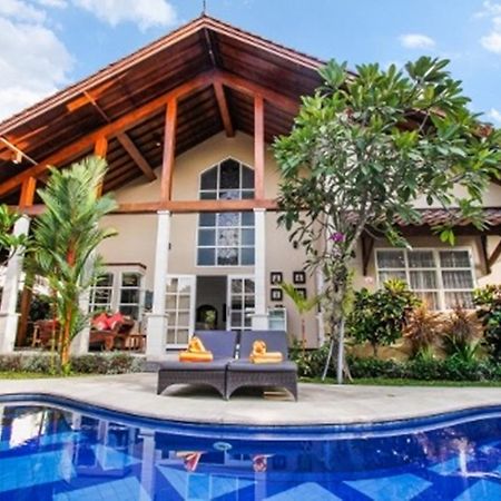 Villa Kawan Sanur ภายนอก รูปภาพ
